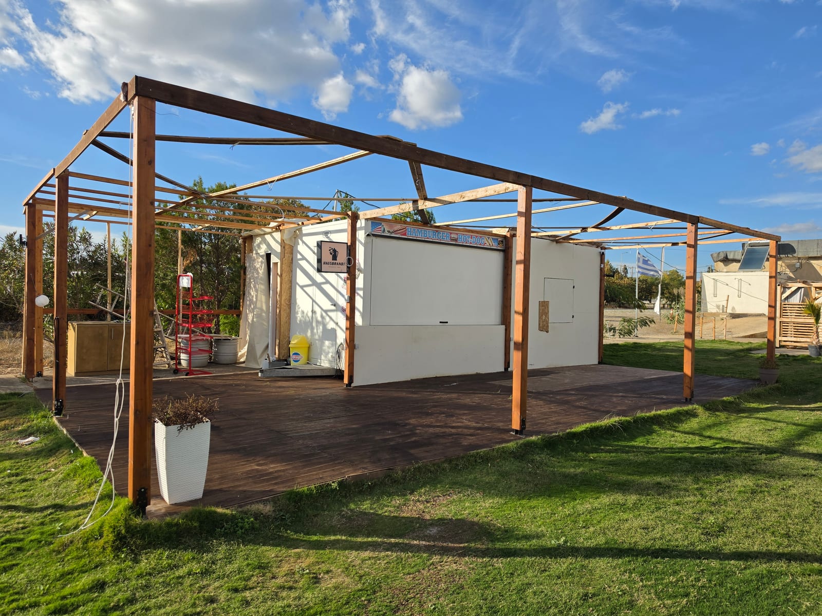 Calliroe Beach Bar