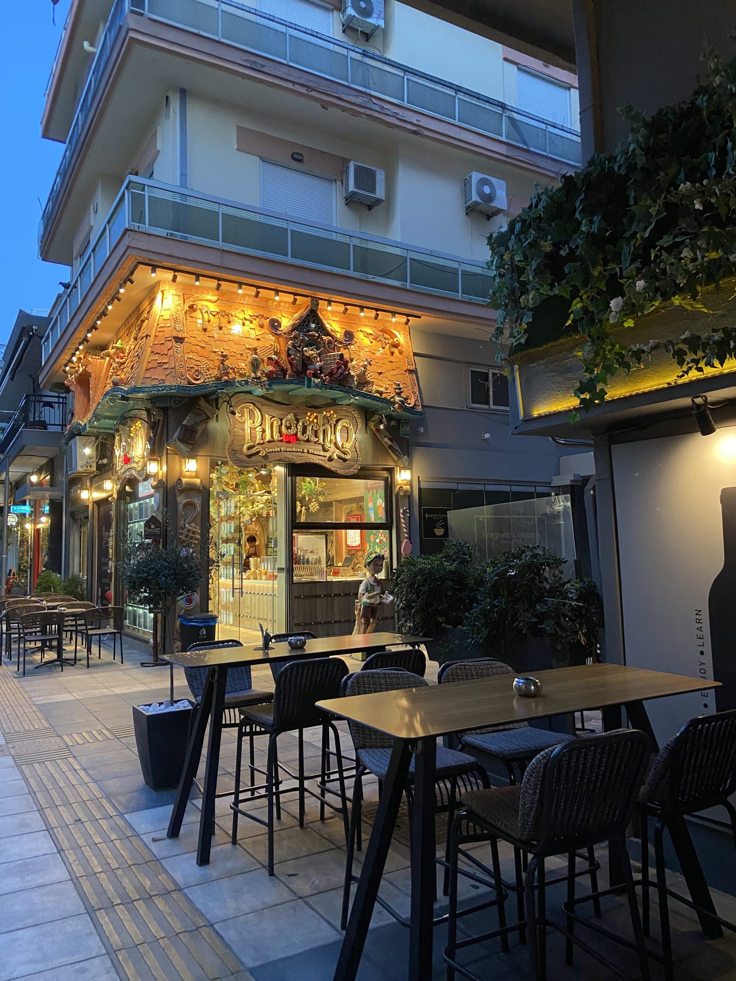 Kelari Pro Wine Bar