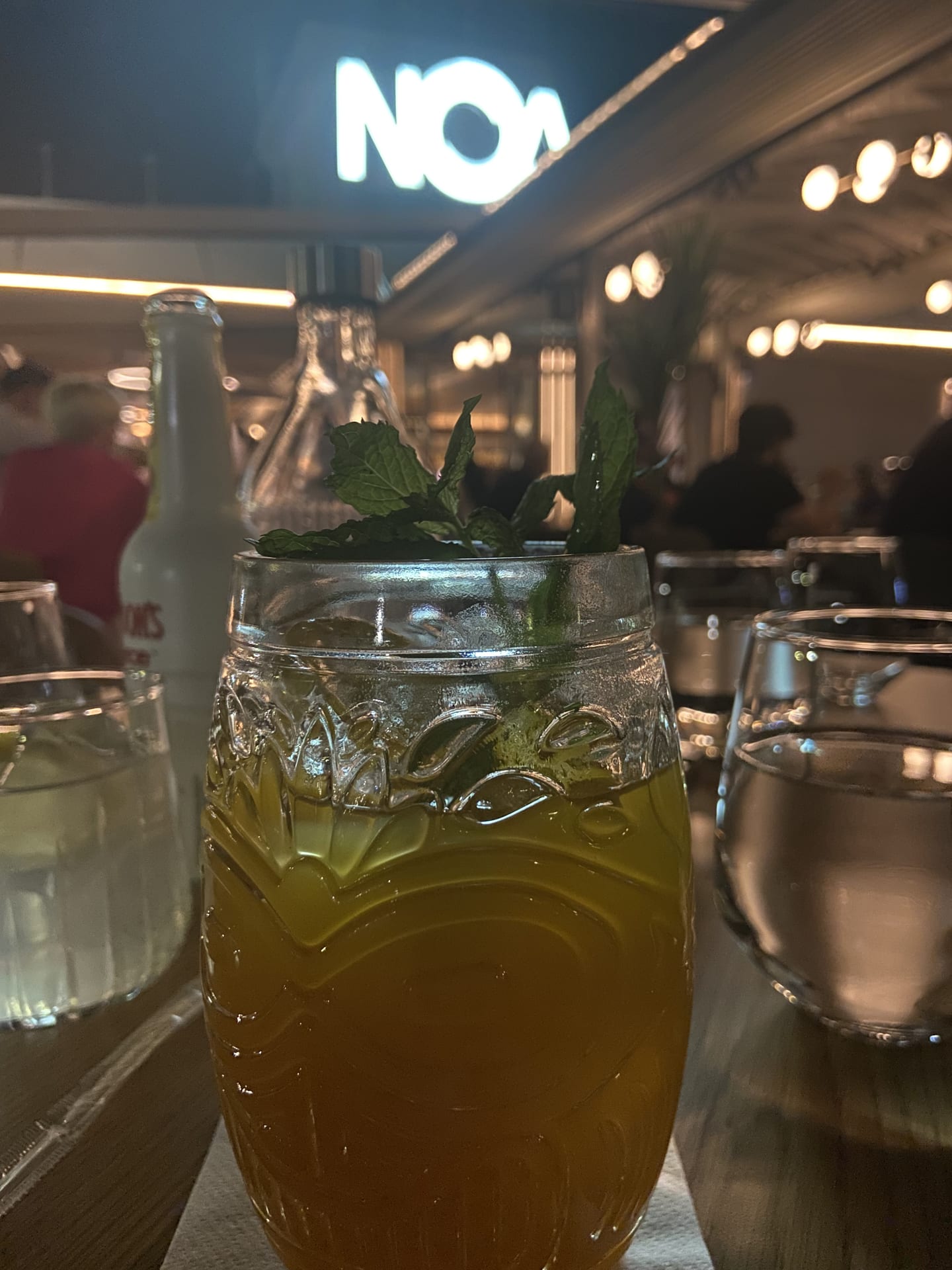 NOA Cafe - Bar