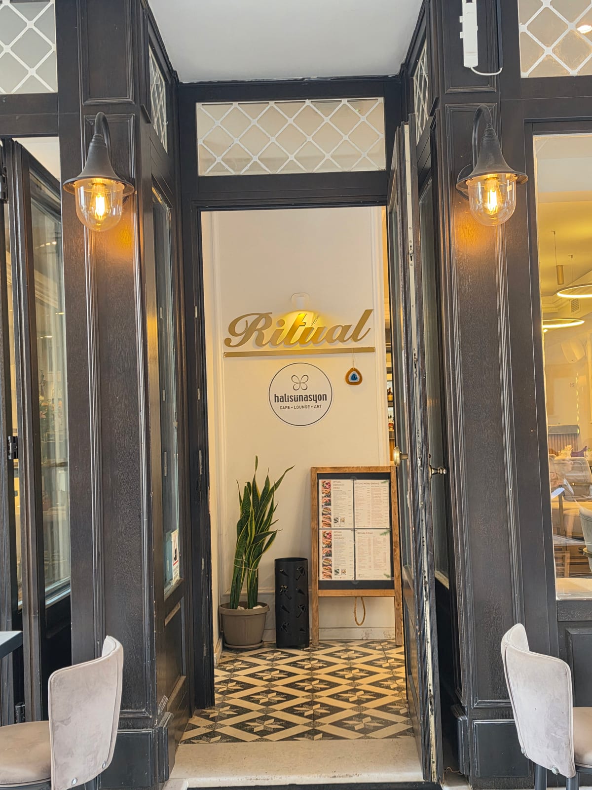 Ritual Cafe & Lounge Bar