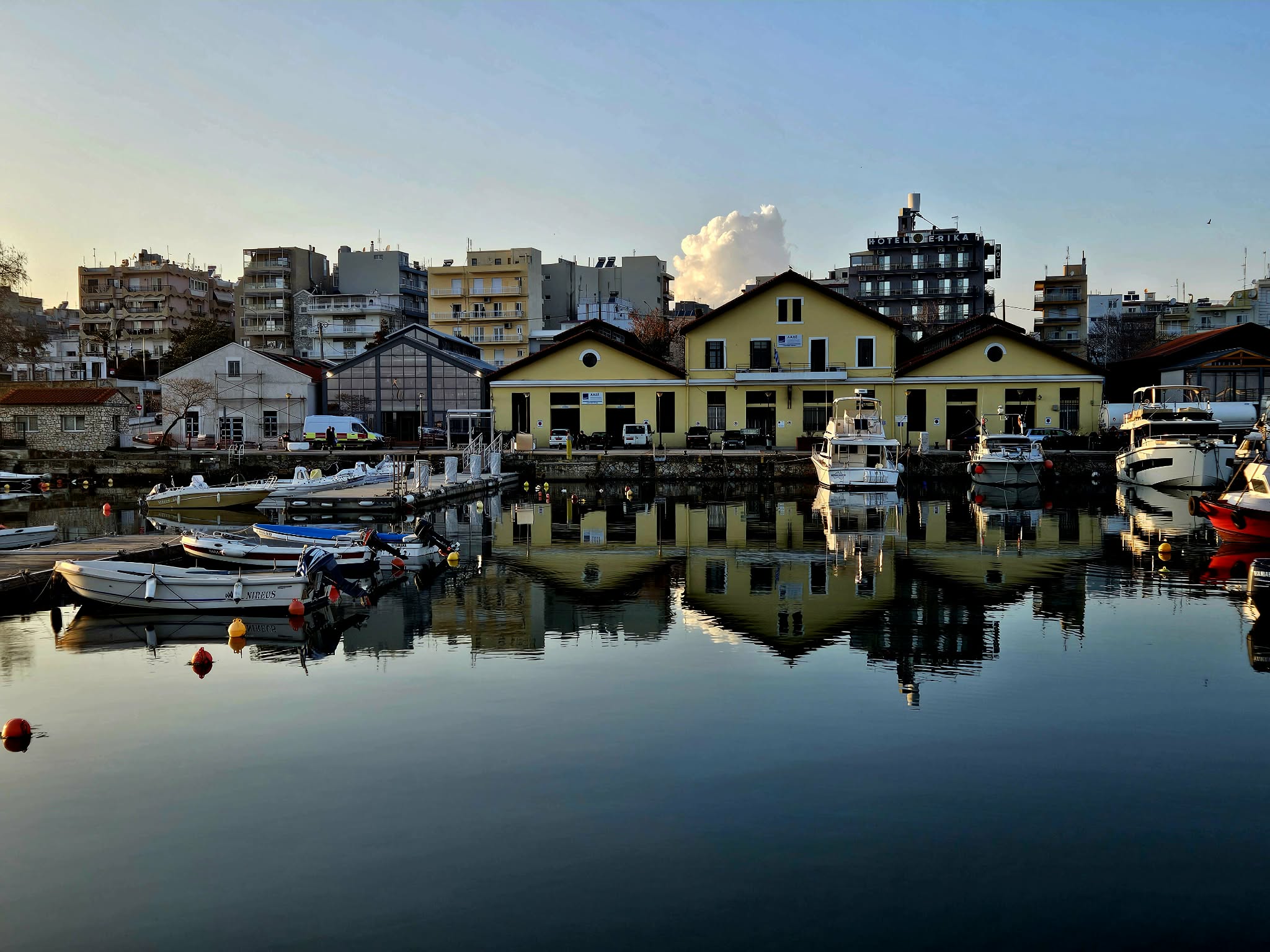 Βόλτα στο Λιμάνι