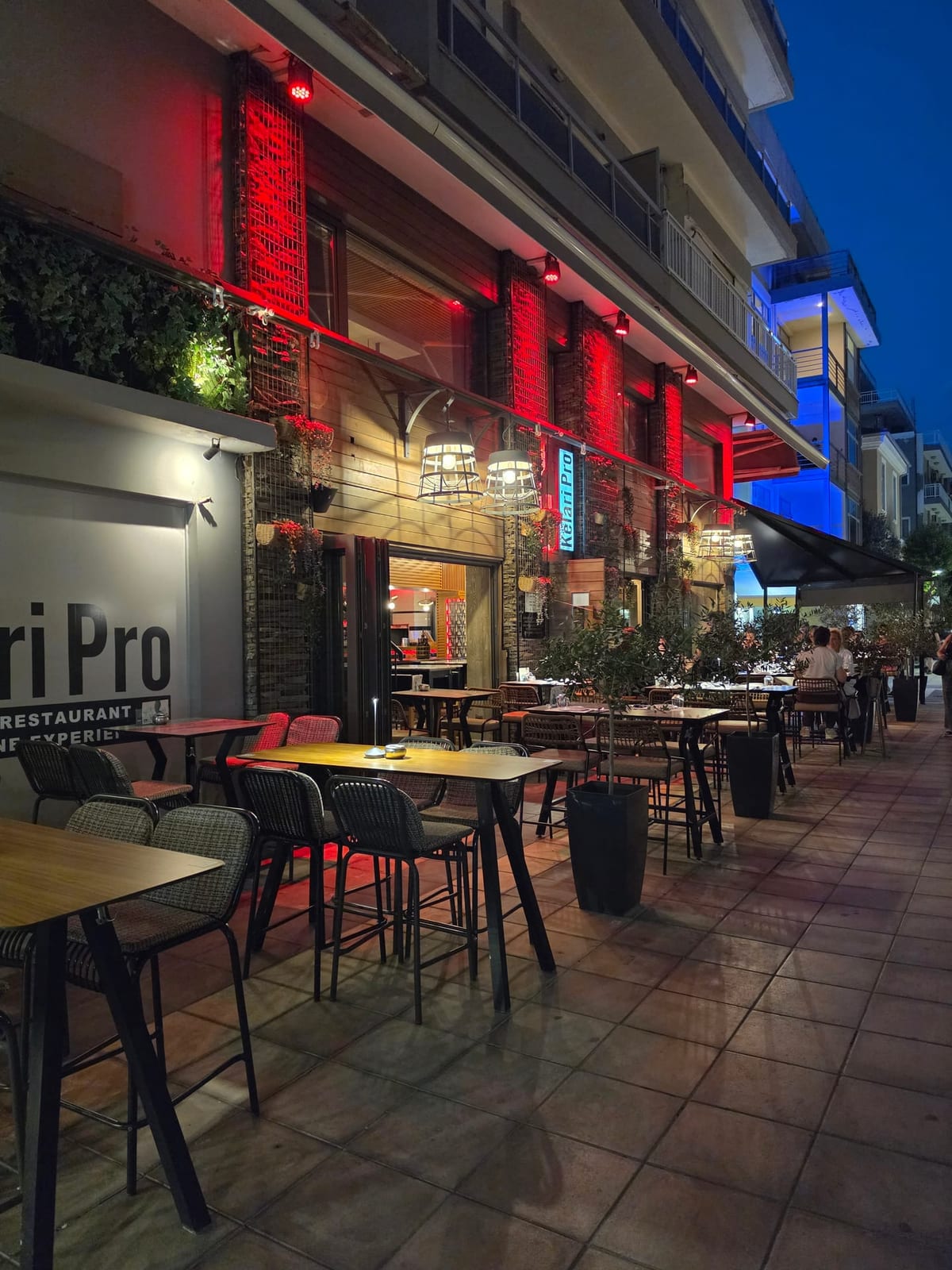Kelari Pro Şarap Barı