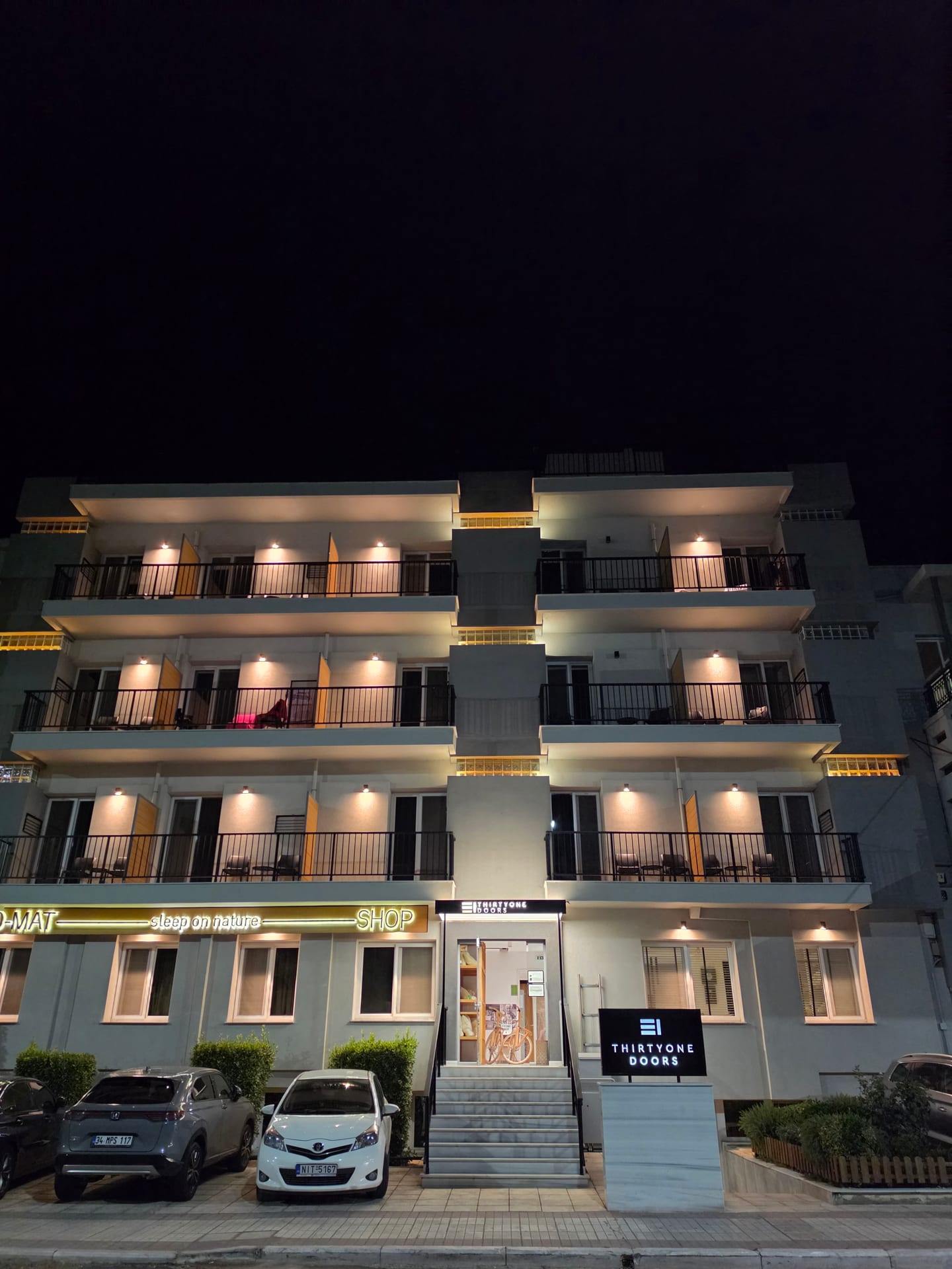 31 Doors Hotel
