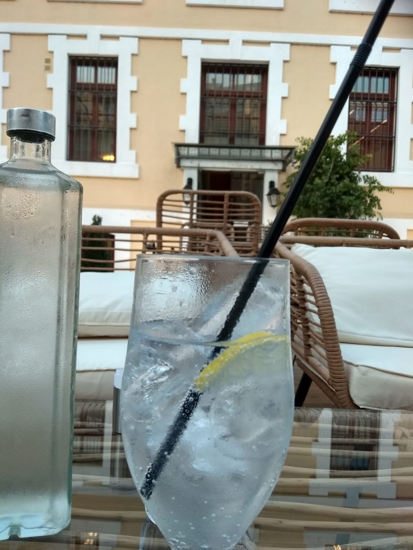 Το Καπνομάγαζο