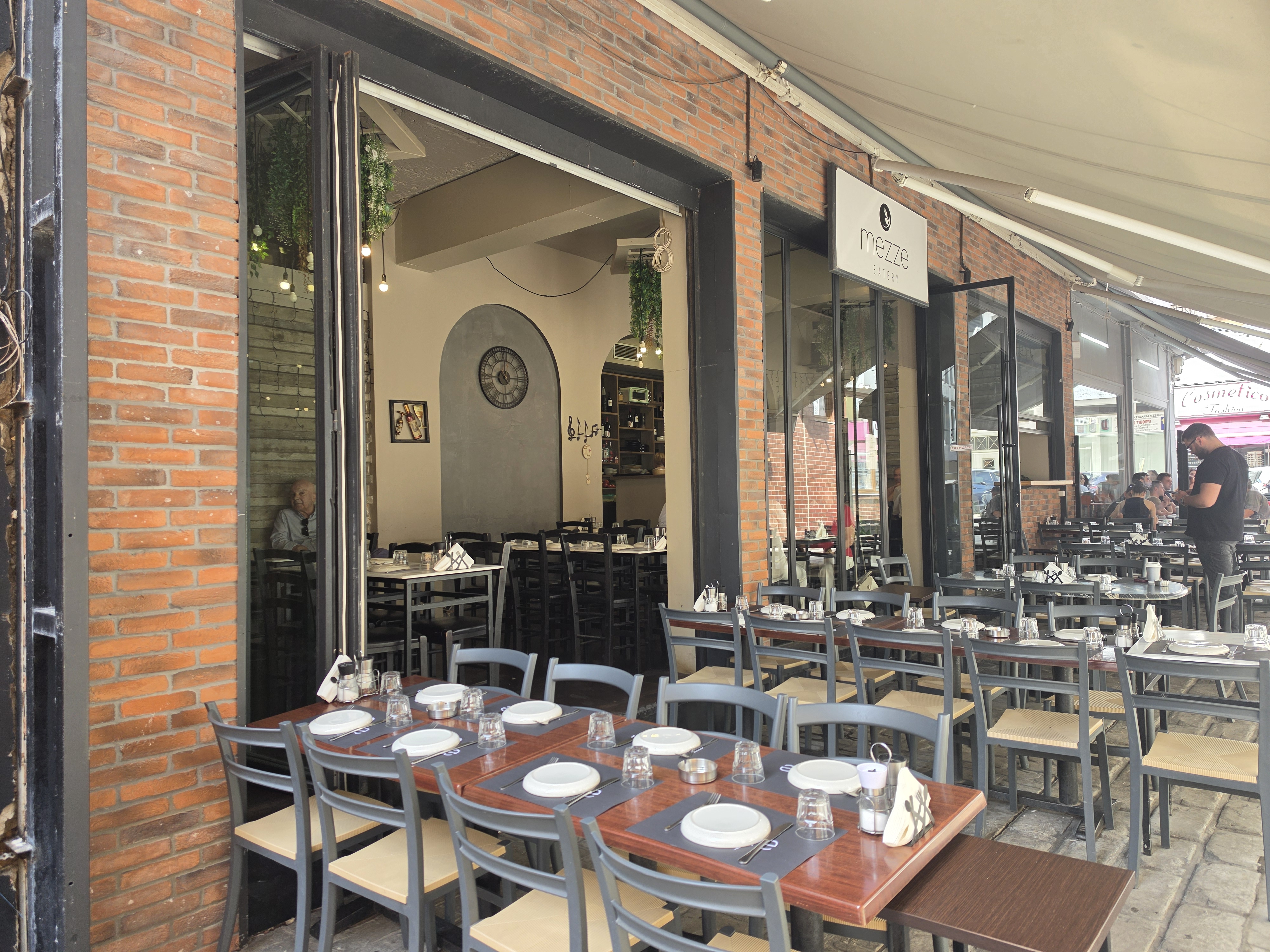 Mezze Eatery